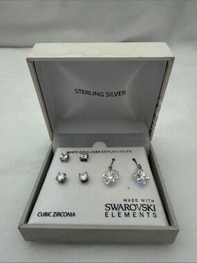 Stud earrings Swarovski cubic zirconia clear dangle hearts in hinged gift box